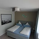 Strandhaus An Der Mosel 3* 瓦尔维熙