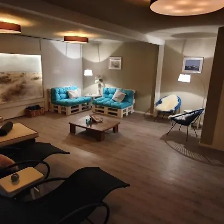 Strandhaus An Der Mosel Hotel