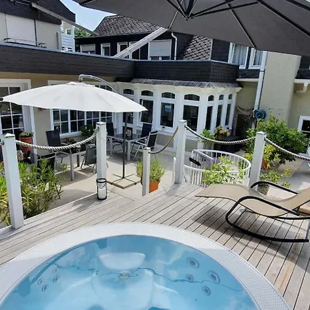 Strandhaus An Der Mosel