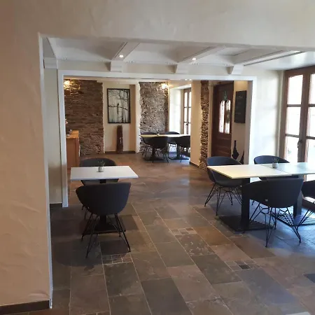 Hotel Strandhaus An Der Mosel
