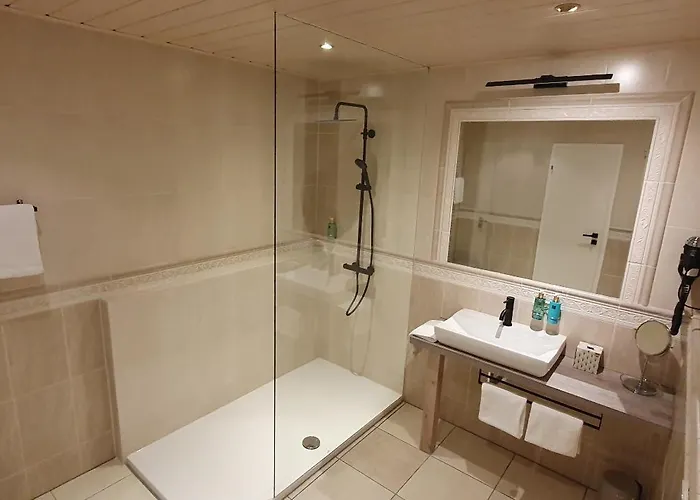 Hotel Strandhaus An Der Mosel